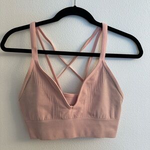 Lululemon sports bra size 10. Never worn